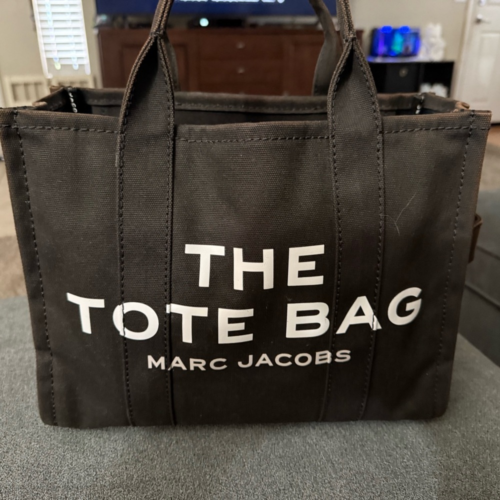 Marc Jacobs Black Sophisticated Tote